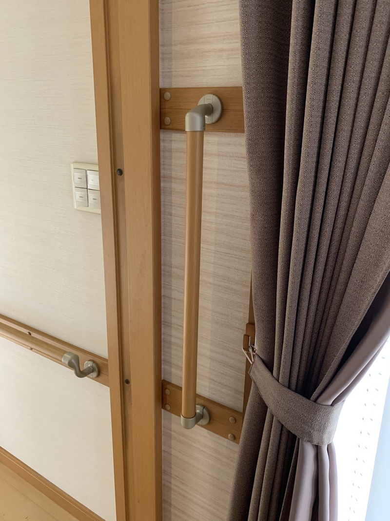 手すり8箇所 寝室~トイレまでの間に